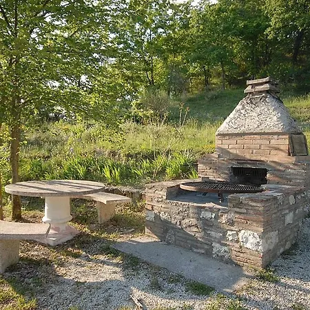 Sleeps 2 Pool Wifi * グッビオ