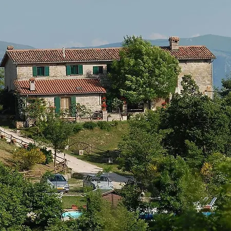Sleeps 2 Pool Wifi